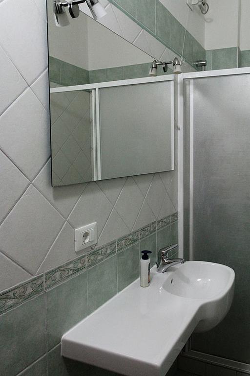 Guesthouse Stazione Pisa Centro Екстериор снимка