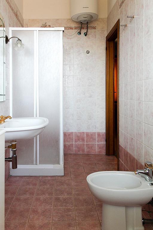 Guesthouse Stazione Pisa Centro Екстериор снимка